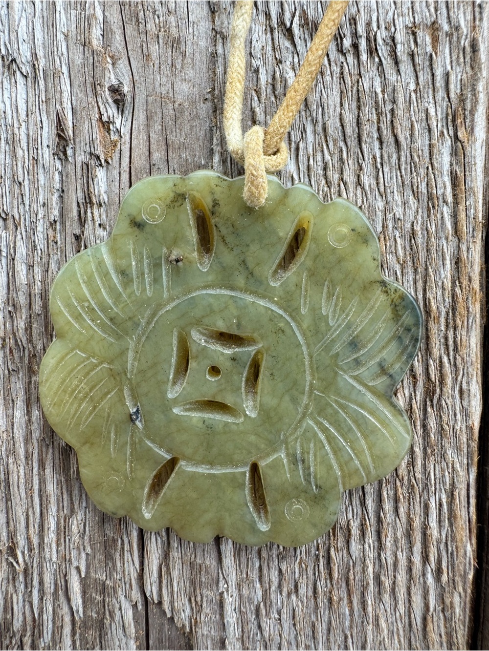 Green Carved Jade Flower Pendant Necklace
